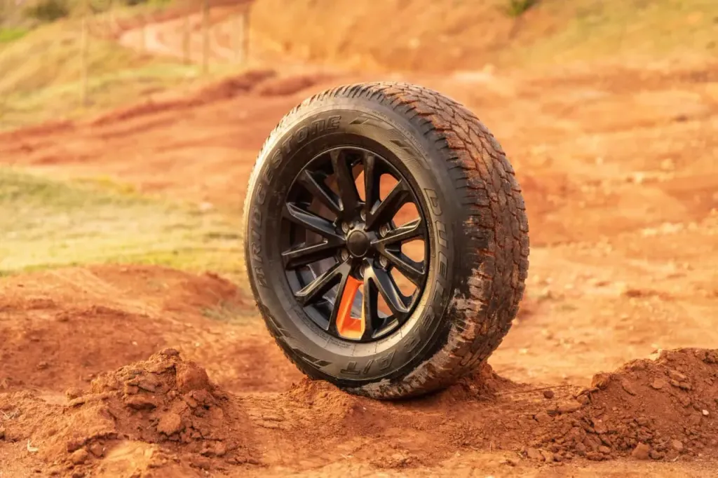 Pneu direcional R289 da Bridgestone
